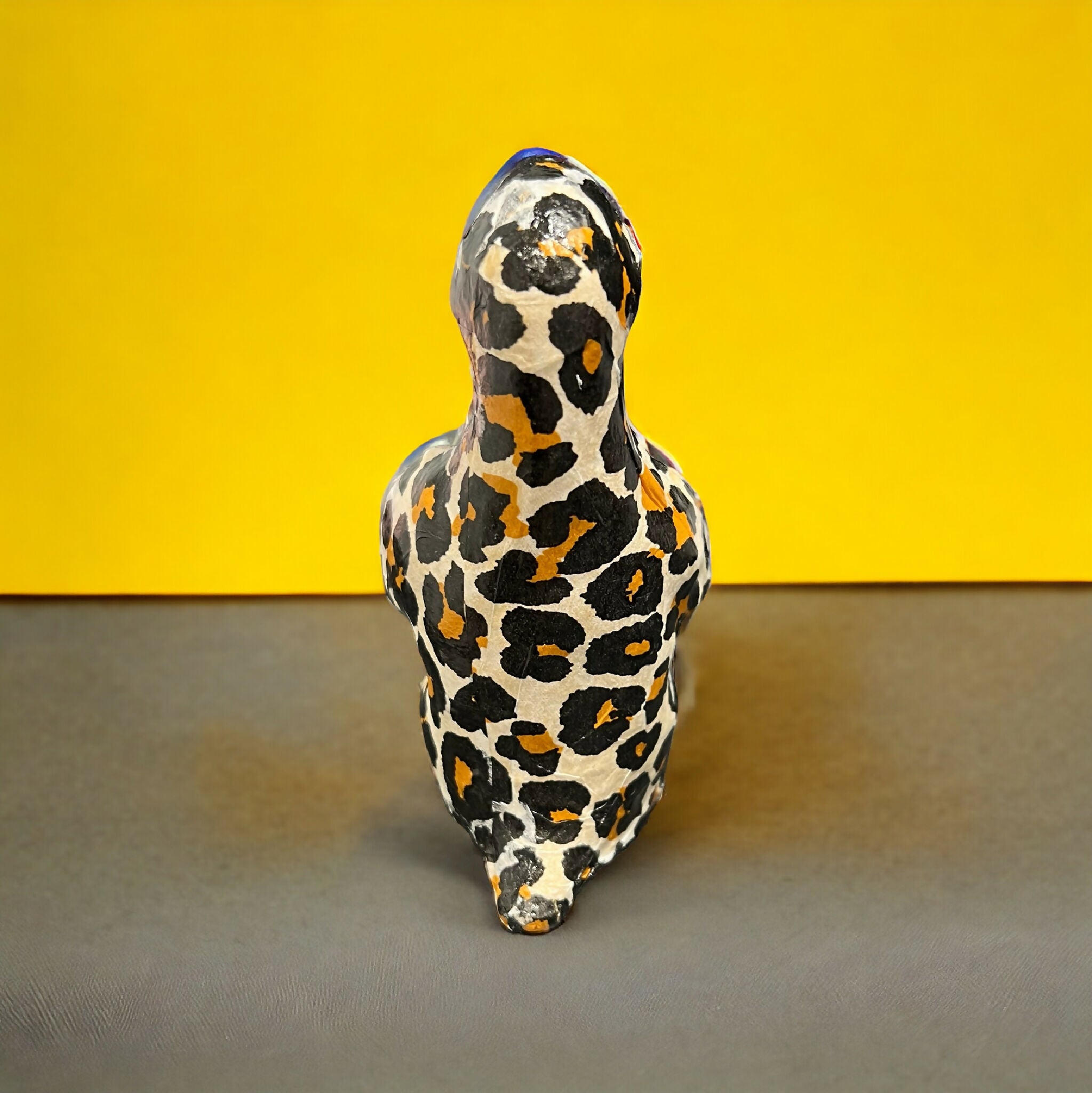 Decoupage leopard penguin