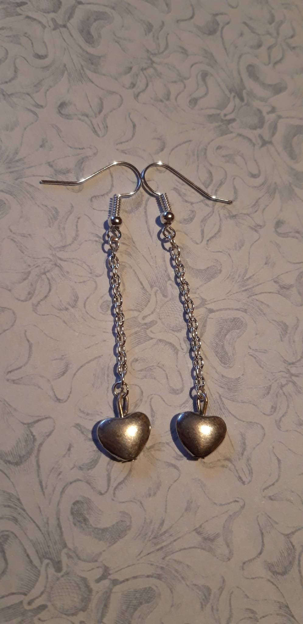 Hanging hearts earrings