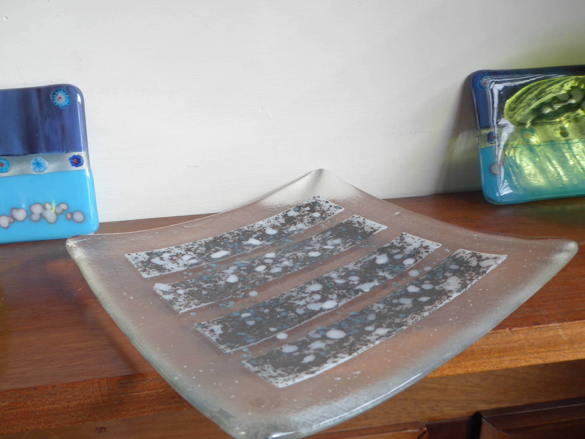 Fused Glass Bowl / Plate - Pebble Design