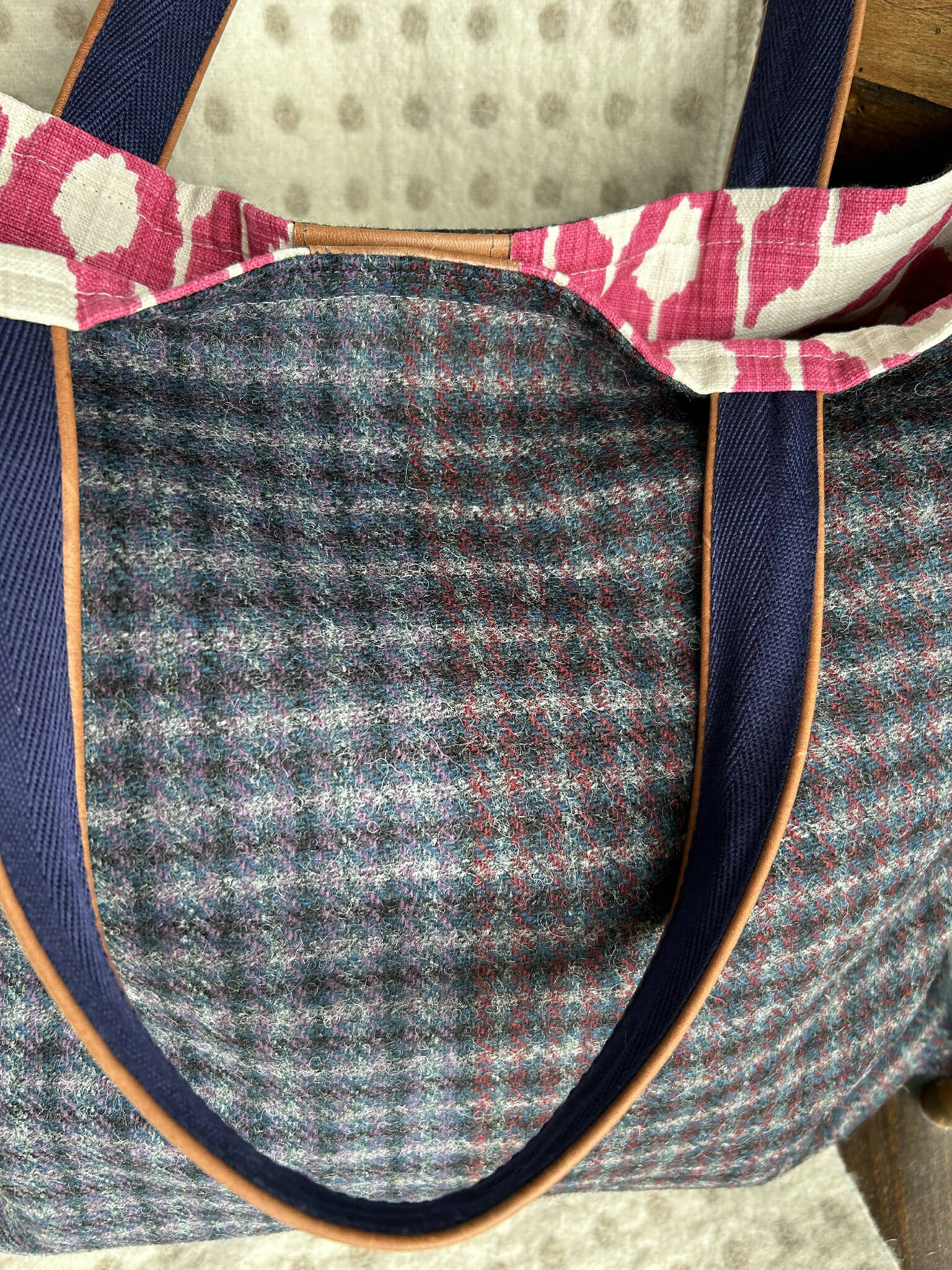 Wool shopper tote bag