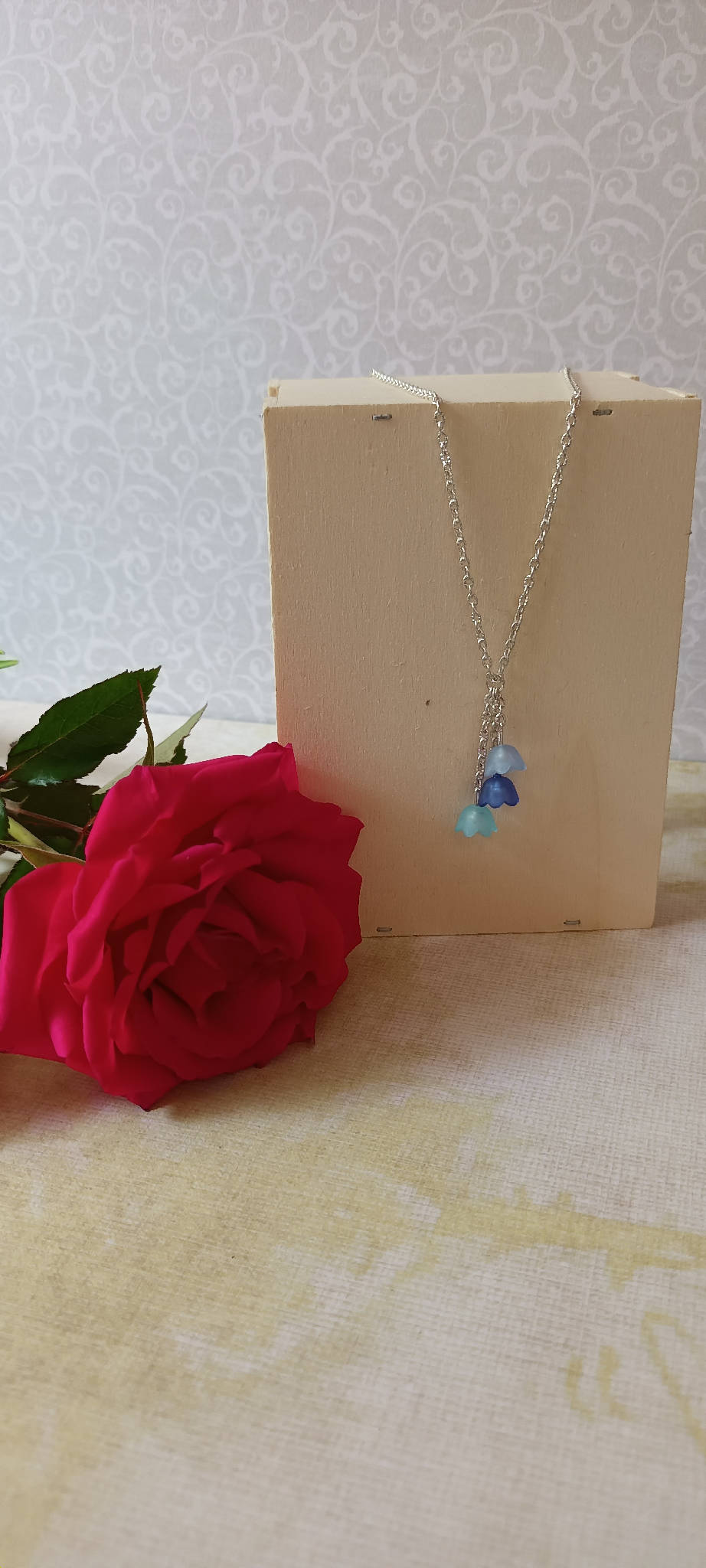 Blue Tulip Chain Necklace