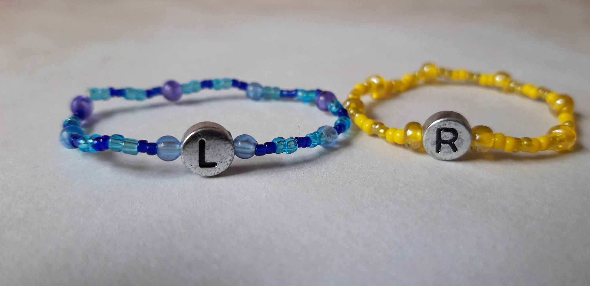 Children's left and right bracelets