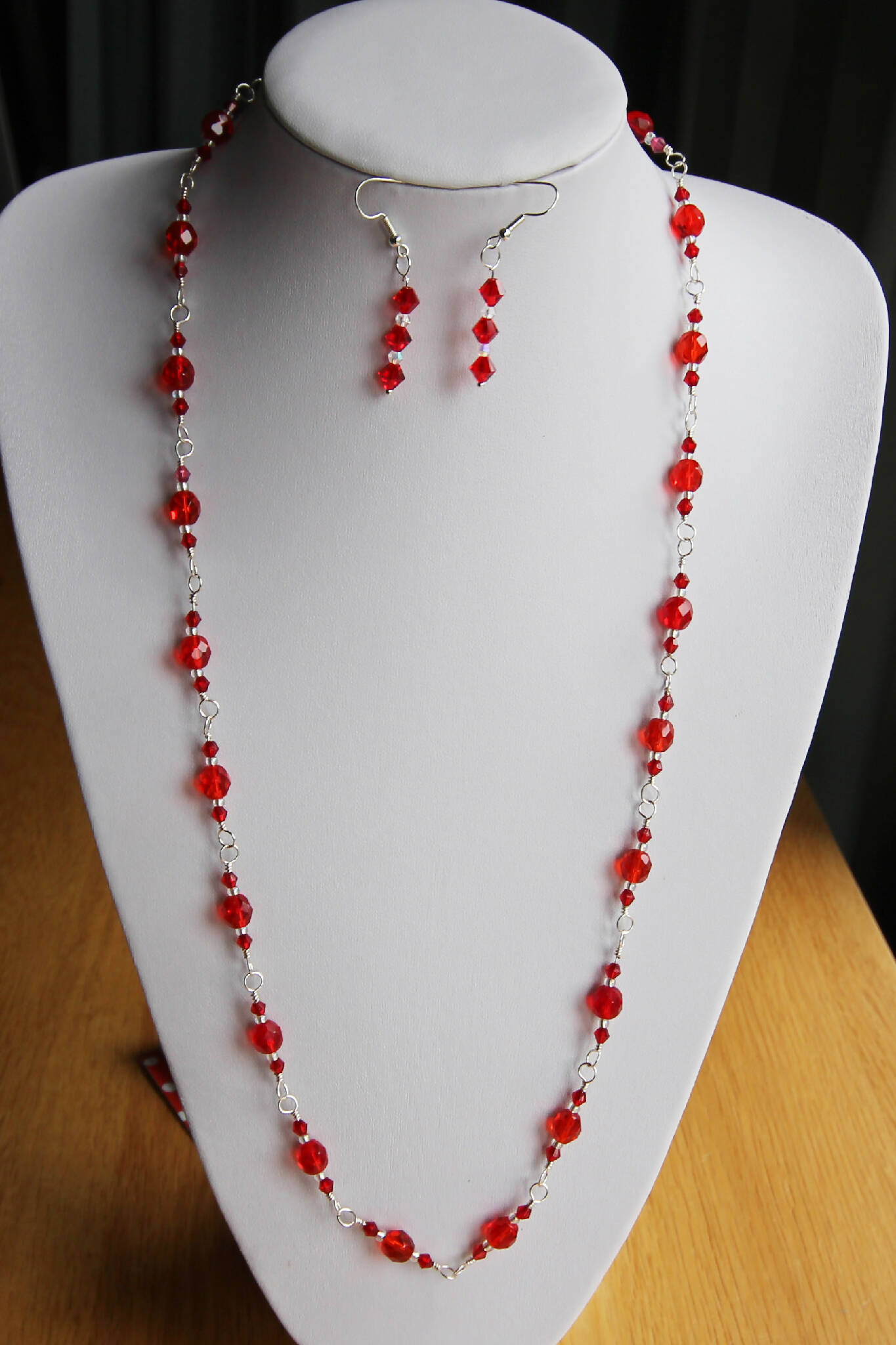 Red Crystal chain Necklace & Earrings 505