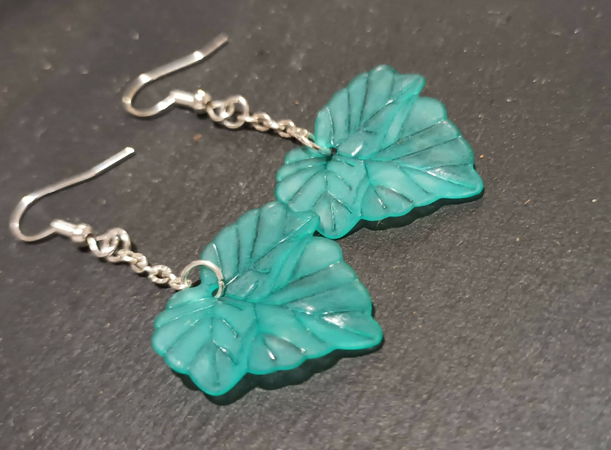 Leaf earrings