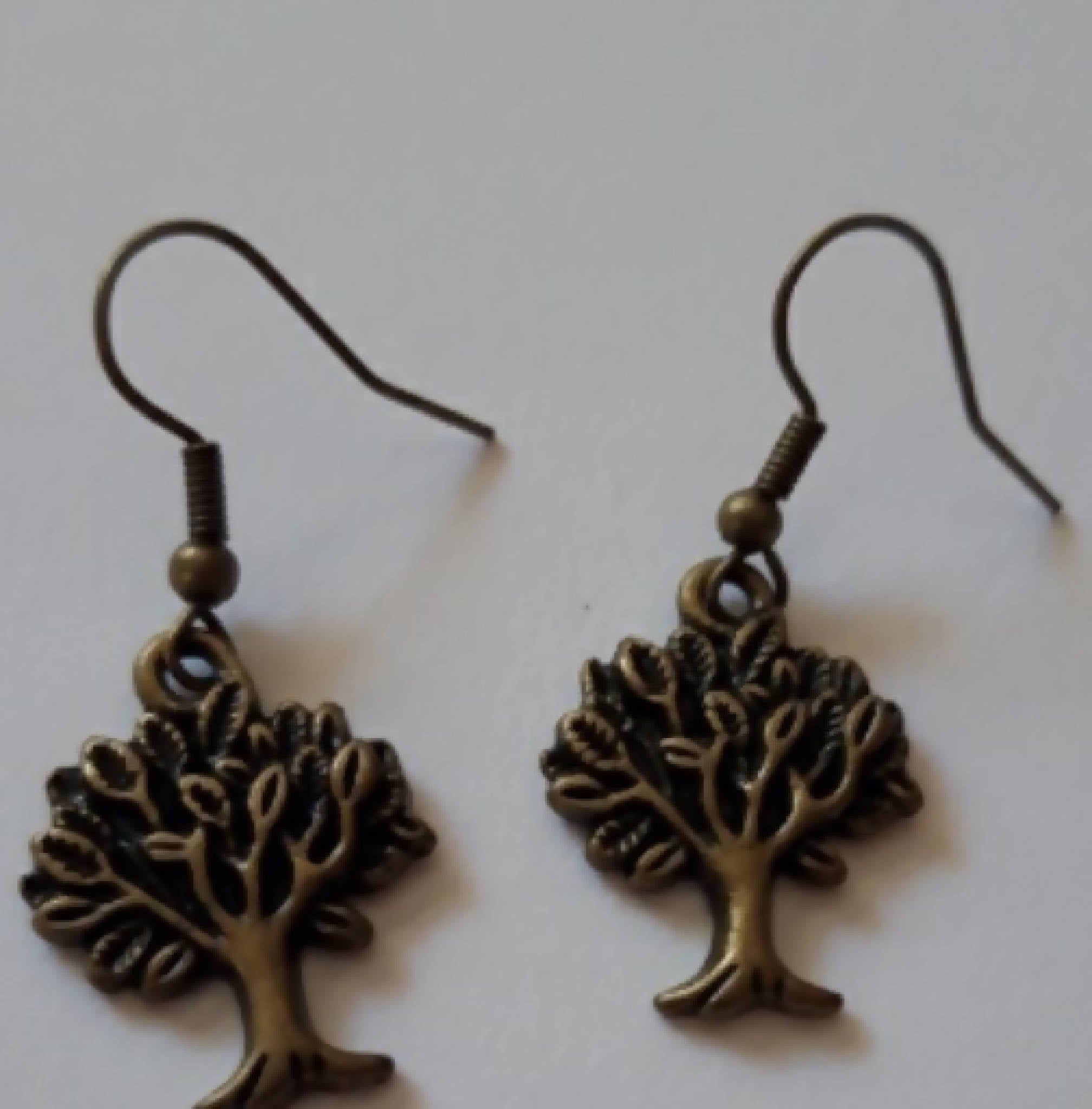 Bronze tree set