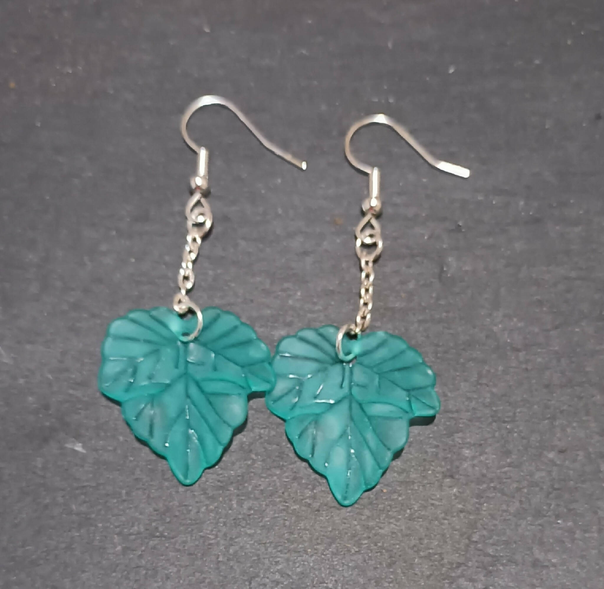 Leaf earrings