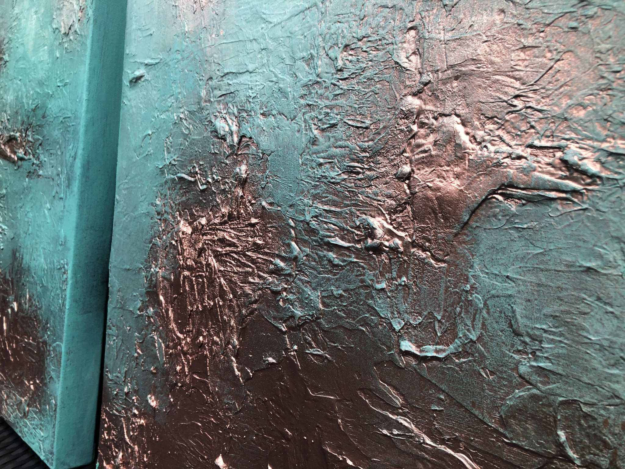 DELUXE PATINA - Pair of heavily textured copper patina canvases (97x56x4cm)