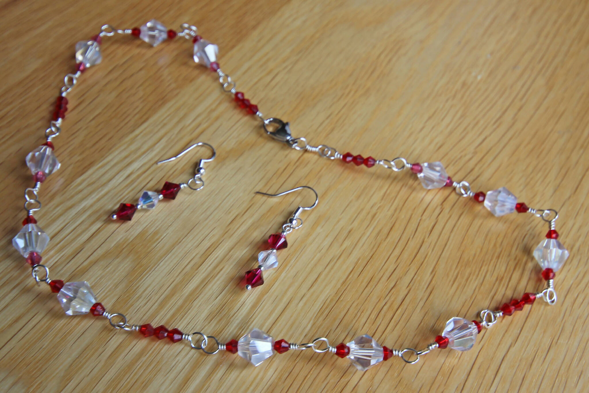 Clear & red crystal Necklace & Earrings 506