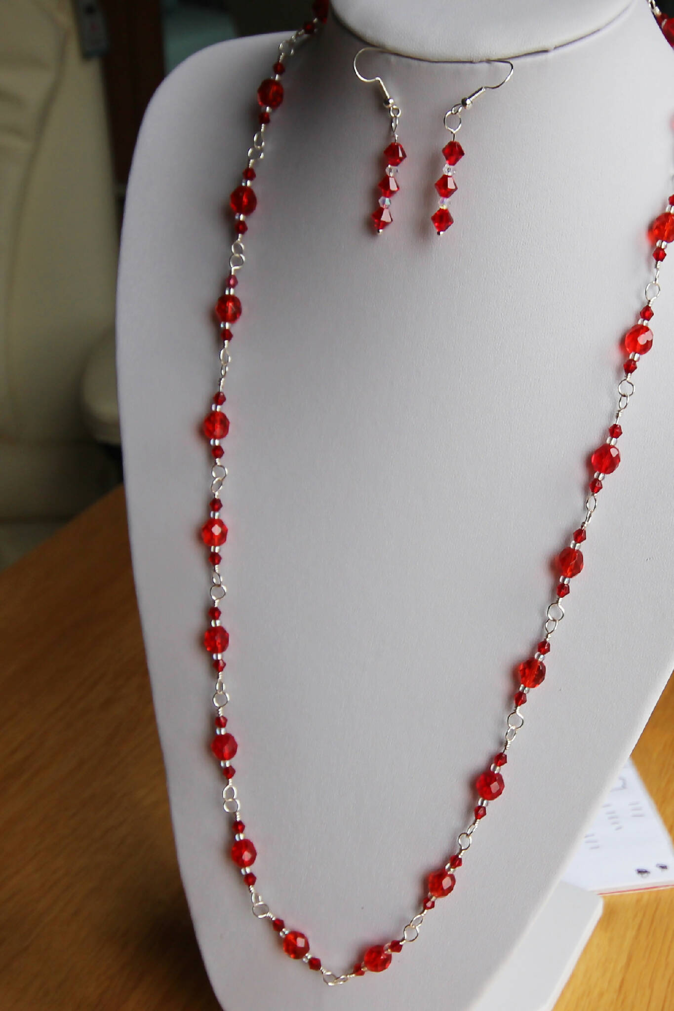 Red Crystal chain Necklace & Earrings 505