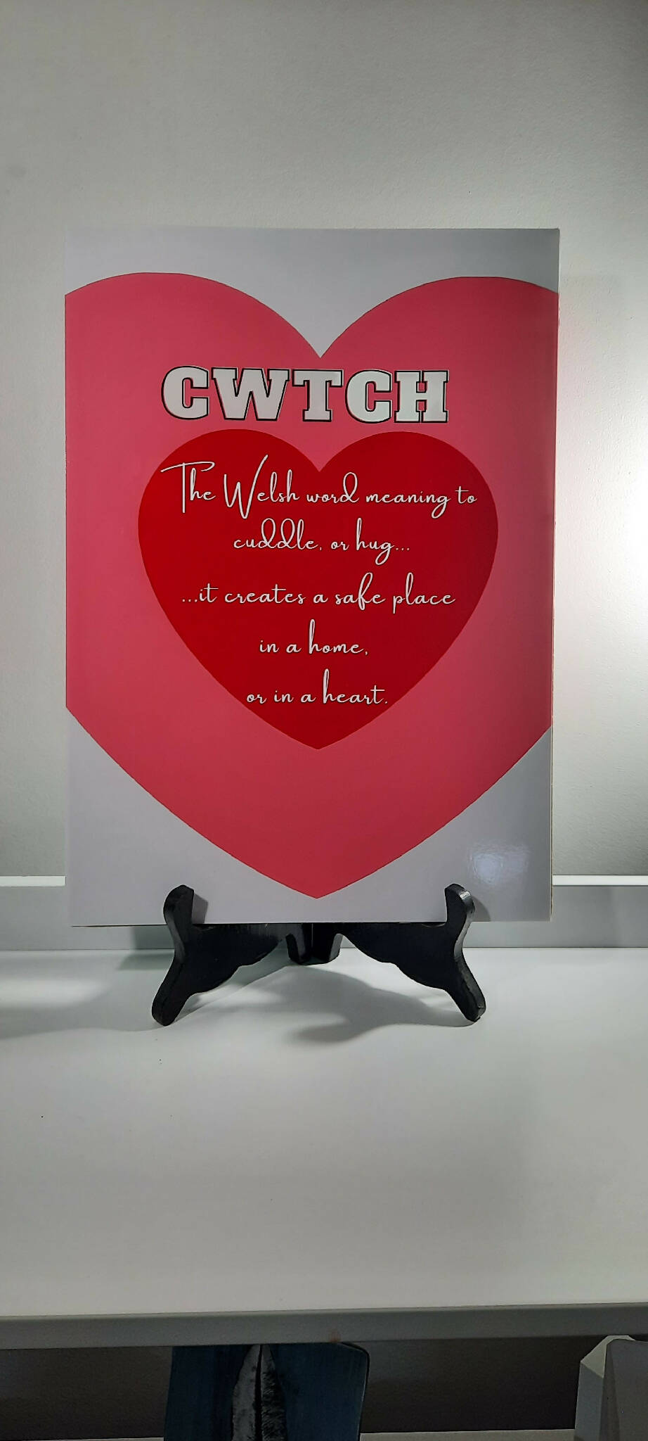 Definition of Cwtch, Welsh print, Cwtch print, Welsh Wall art, Welsh poster, Meaning of Cwtch, Digital Art