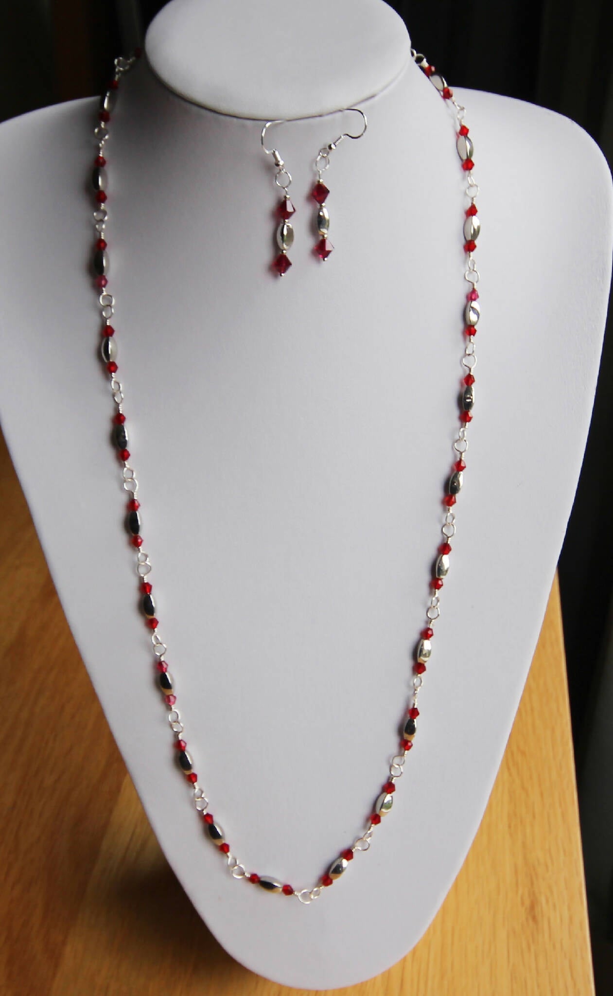 Red crystal silver chain Necklace & Earrings 504