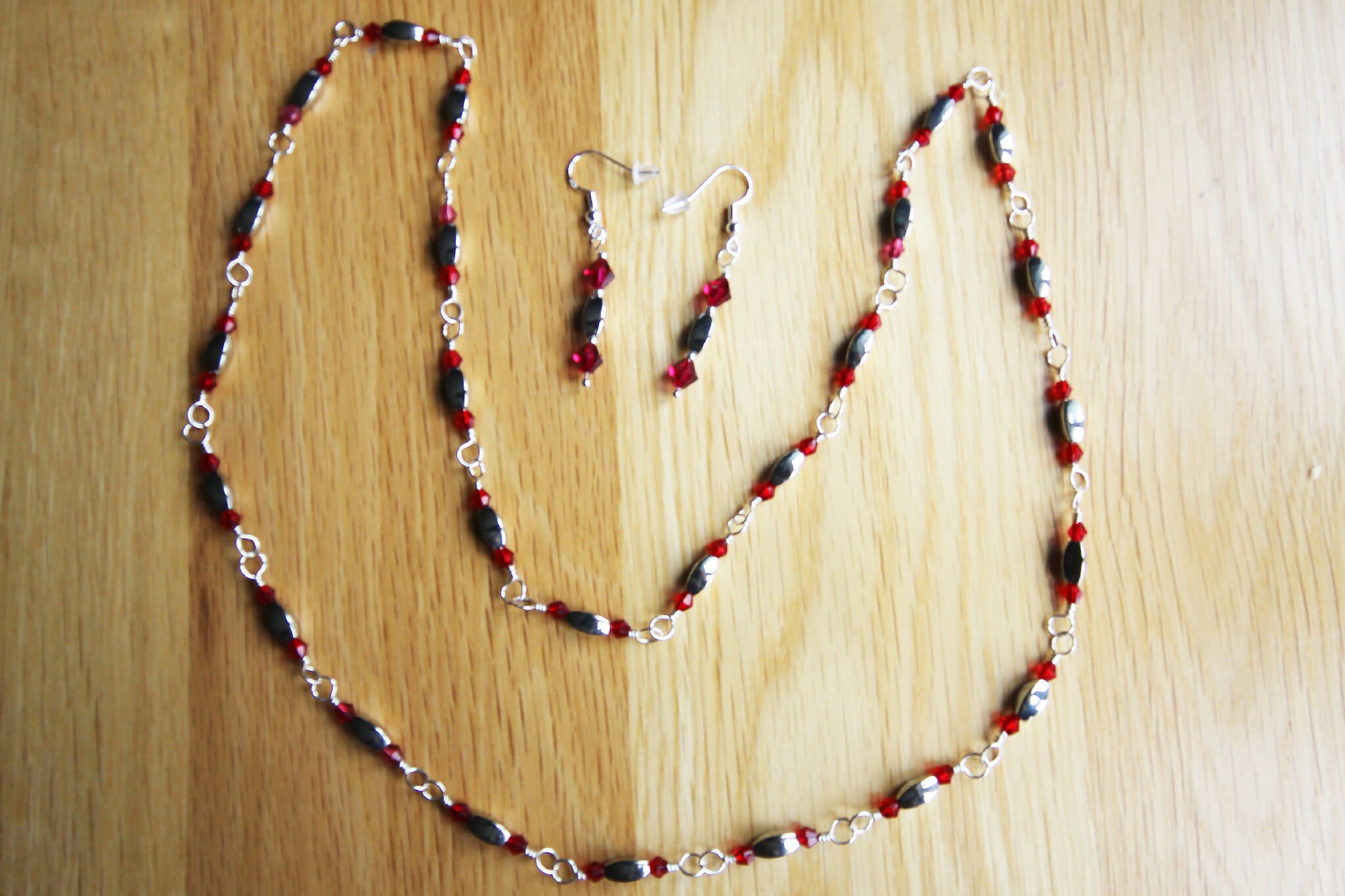 Red crystal silver chain Necklace & Earrings 504