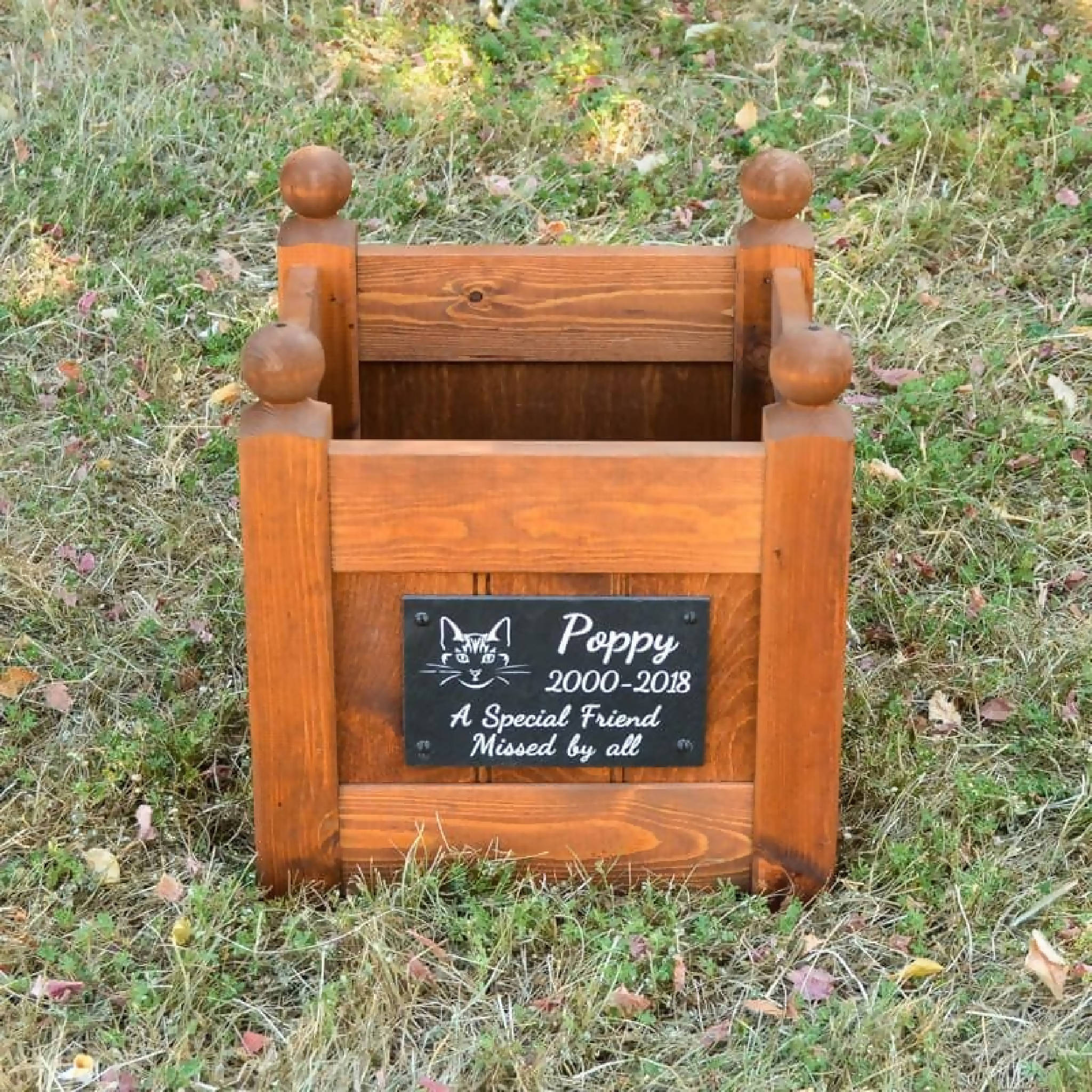 Pet Memorial Planter Memorial with personalised slate plaque