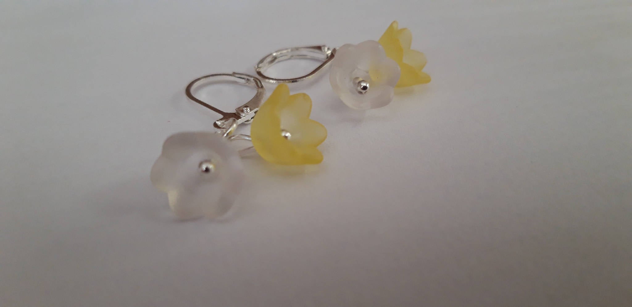 Yellow tulip necklace and earrings set